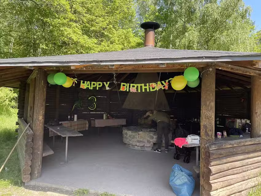 Grillh&uuml;tte &bdquo;L&auml;rchenwiese&ldquo;