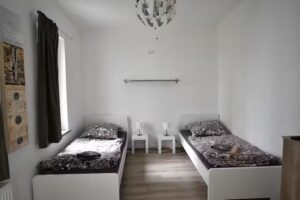 GrosaArtig aufzeit Monteurresidenz A1