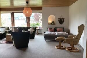 Große Wohnung mit Balkon „Sulzbergblick“ Ferienwohnung