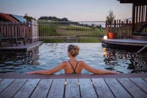 Grub‑Daniel‑Hof-Schwarzwald – Ferienwohnungen,Ferienhaus, Häusle für 2 & Komfort‑Camper-Stellplatz