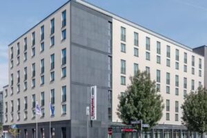 Hampton by Hilton Frankfurt-Messe