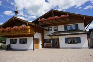 Haus Enzian Ferienwohnungen