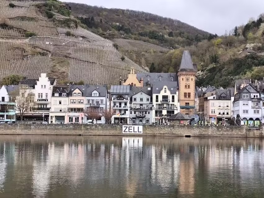 Haus Gr&uuml;newald