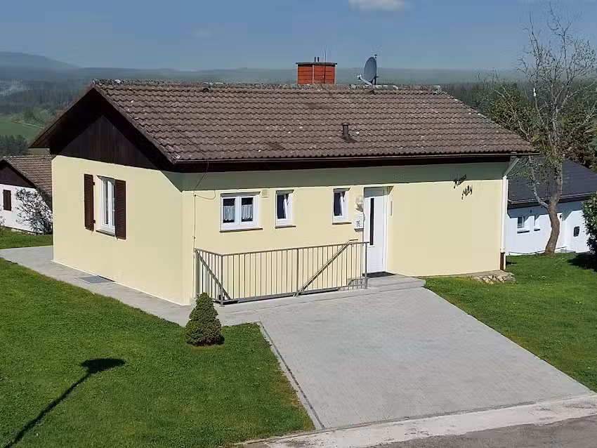 Haus Mily