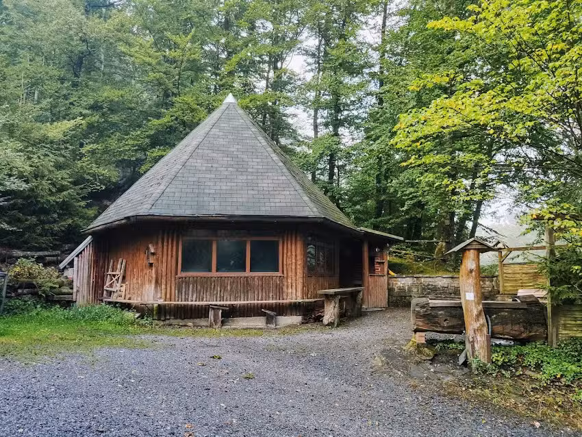 Hexenlochh&uuml;tte