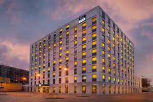 Holiday Inn – the niu, Ridge Halle Central Station by IHG