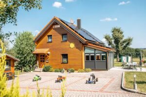 Holzblockferienhaus F&uuml;&szlig;mann