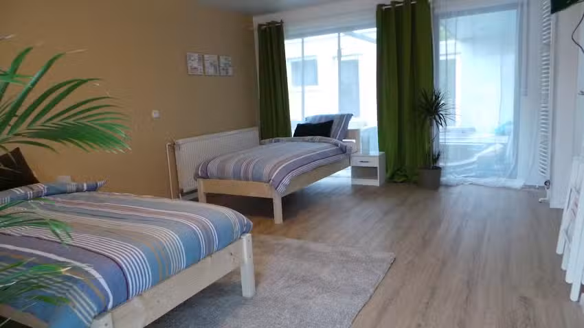 HOSTELroute14