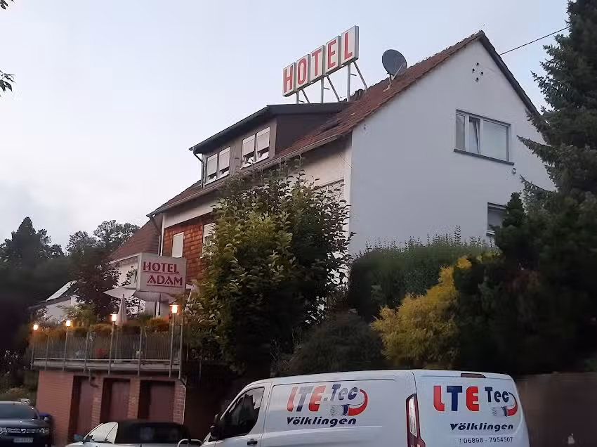 Hotel Adam