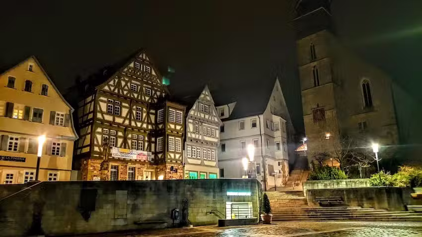Hotel Decker