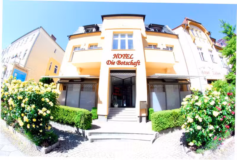 Hotel &ndash; Die Botschaft