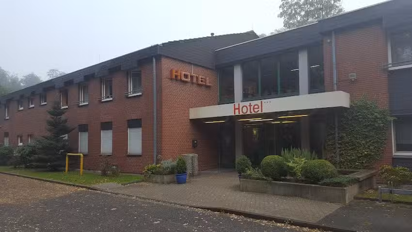 Hotel H&uuml;nxe Ost