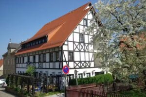 Hotel mit Gasthof &bdquo;Zur Post&ldquo;
