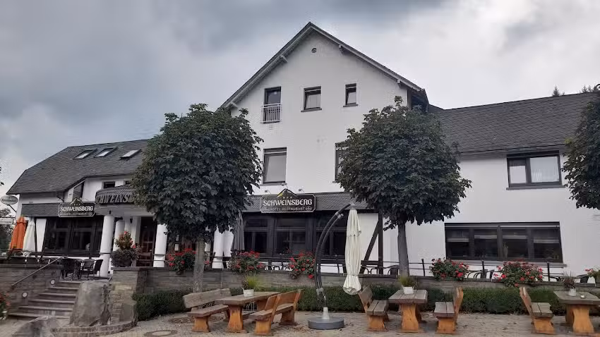 Hotel-Restaurant-Cafe Schweinsberg