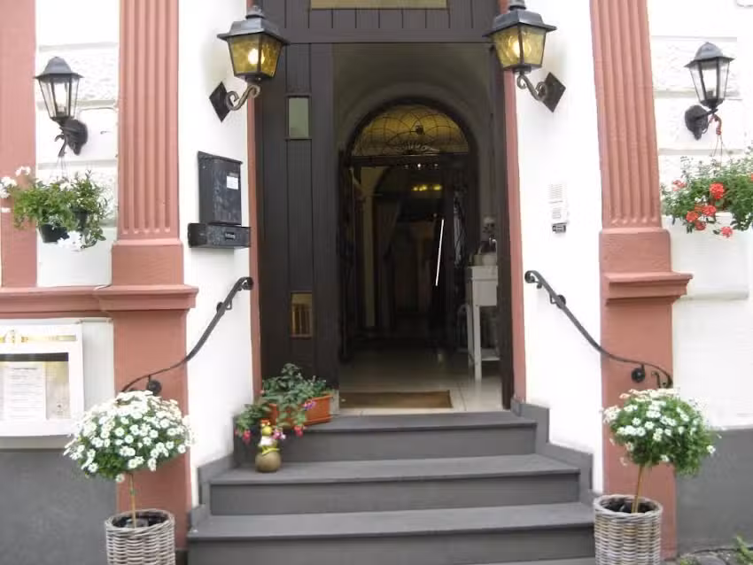 Hotel &ndash; Restaurant Kastel
