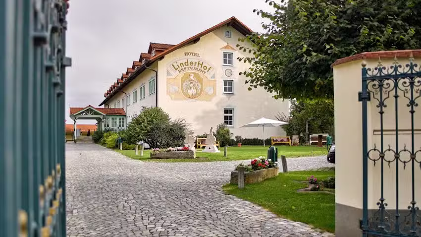 Hotel & Restaurant Linderhof