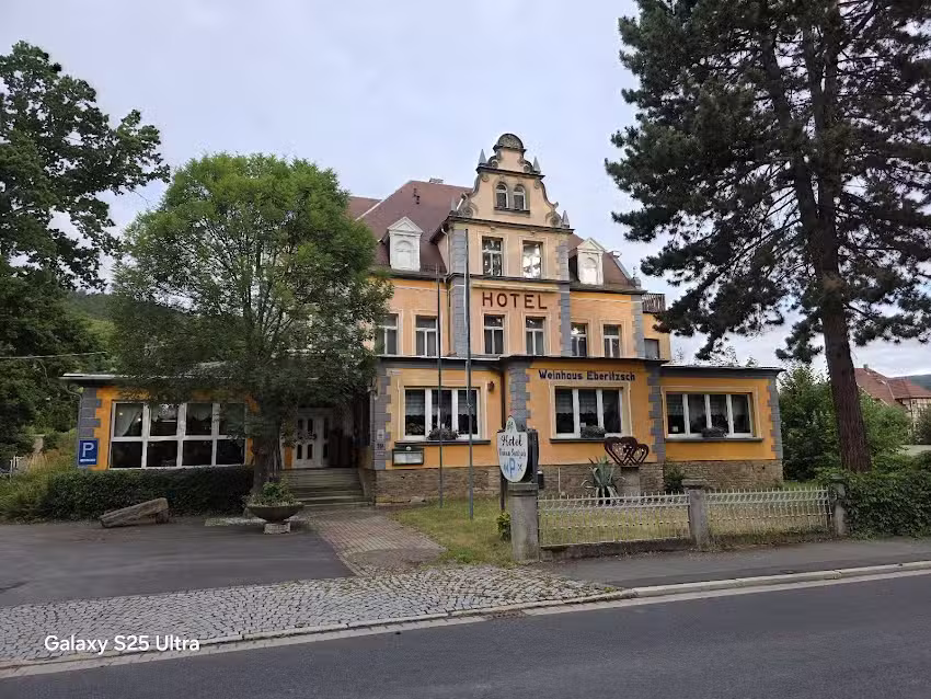 Hotel & Restaurant Weinhaus Eberitzsch