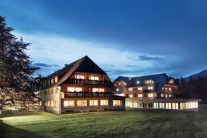 Hotel R&ouml;ssle