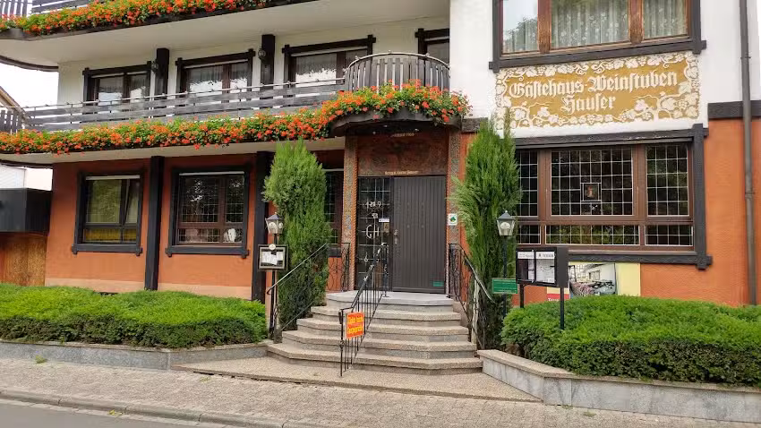 Hotel-Weinstuben Hauser