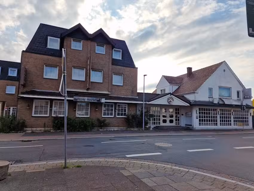 Hotel zum Kl&uuml;verbaum