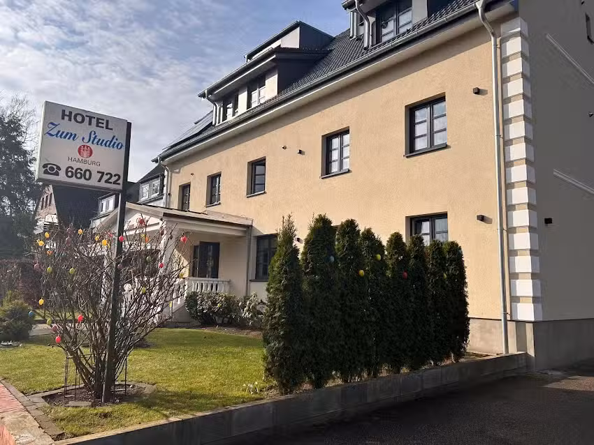 Hotel zum Studio