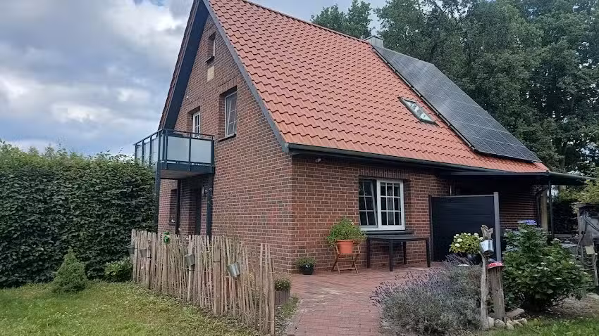 Jahn Apartments