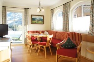Landhaus Hubert&rsquo;s H&uuml;s Ferienwohnungen mit Sauna und Wellness in Oberjoch