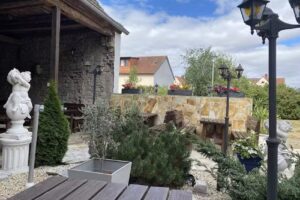 Landhotel Schwarzach am Main & Restaurant &bdquo;Akropolis&ldquo;