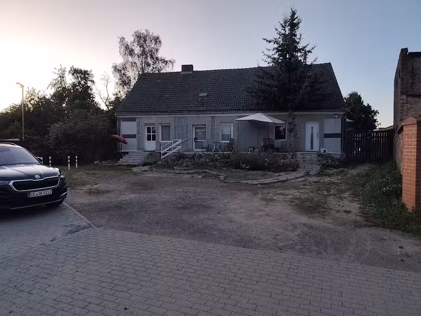 Lions G&auml;stehaus