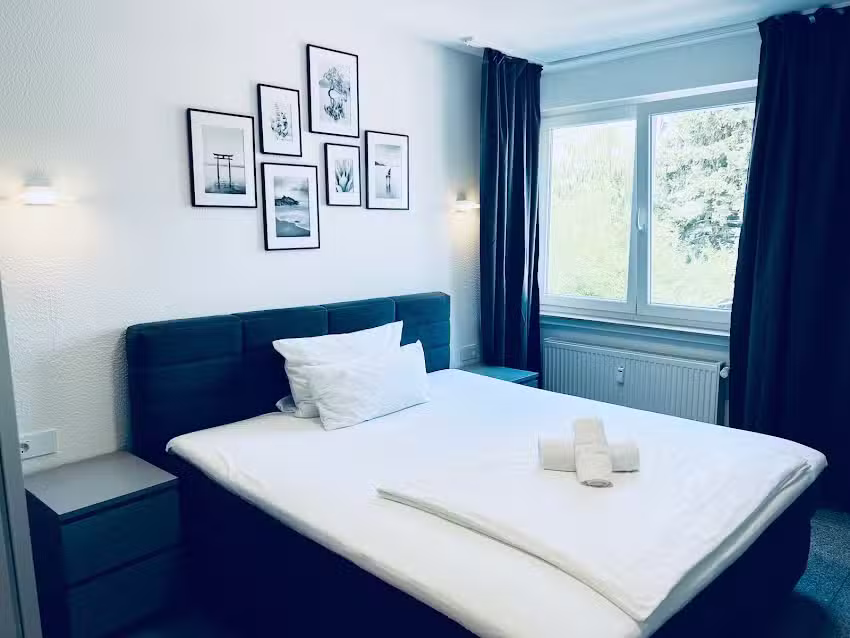 Lipp Apartments
