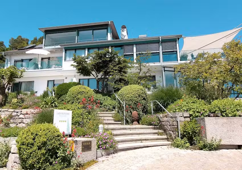 Lupinenhotel GmbH