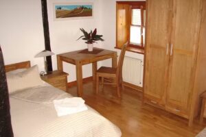 Messezimmer-Laatzen, Agentur Peter Ostrowski