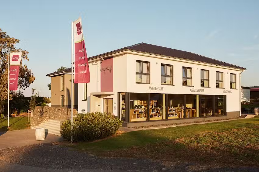 Meyerhof &ndash; Weingut, Vinothek & G&auml;stehaus