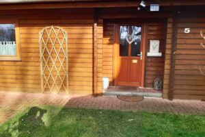 MONTEURZIMMER Andreas Seeba