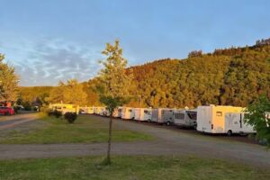 Mosel Beach Ferienwohnungen und Wohnmobilstellplatz