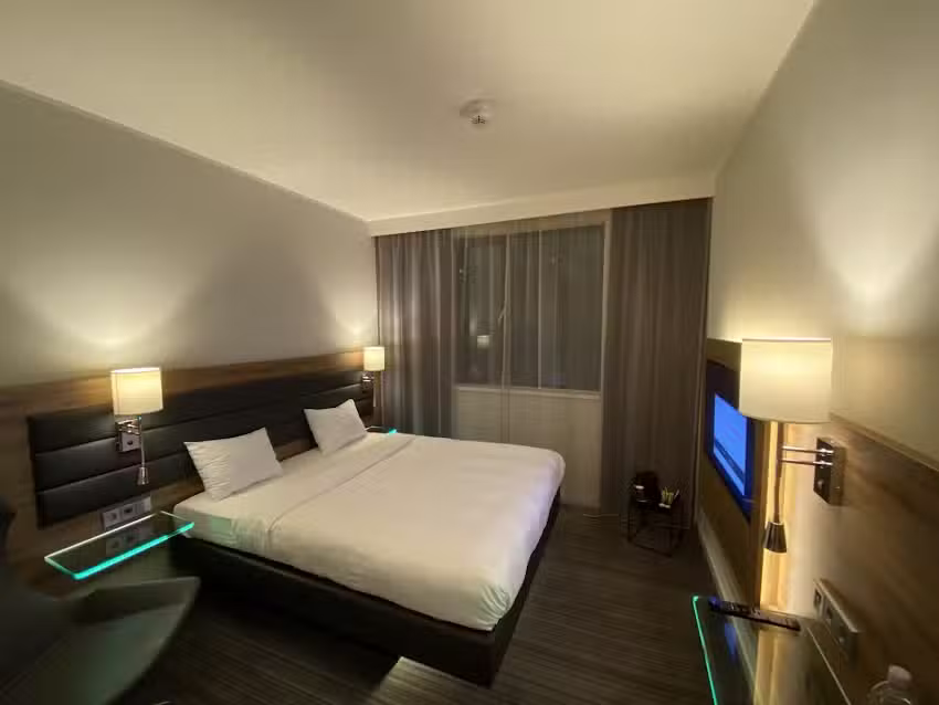 MOXY Frankfurt Eschborn