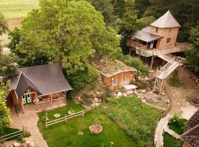 NATURHOF Baumhaus und Co.