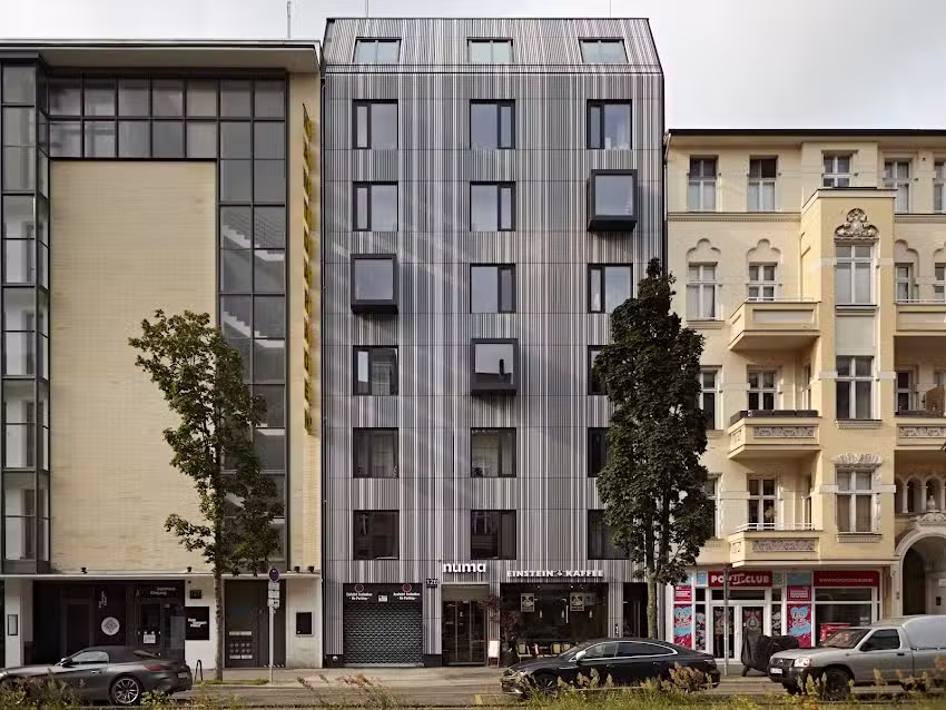 Numa Berlin Savi