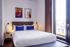 Numa Berlin Weinmeister