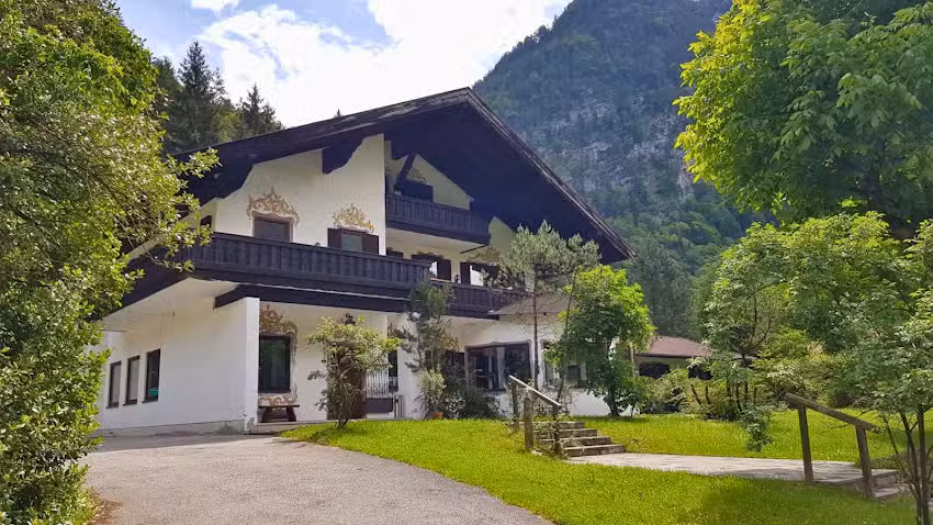 Pension Almhof Baumgarten