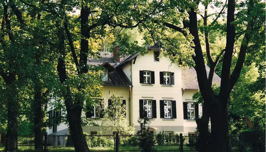 Pension Gr&auml;fliche Villa