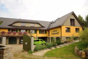 Pension Raupennest mit Blockhaussauna