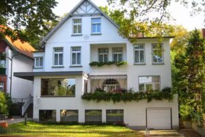 Pension Thiel