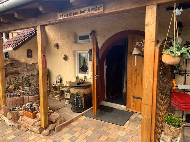 Ph&ouml;nix aus der Asche