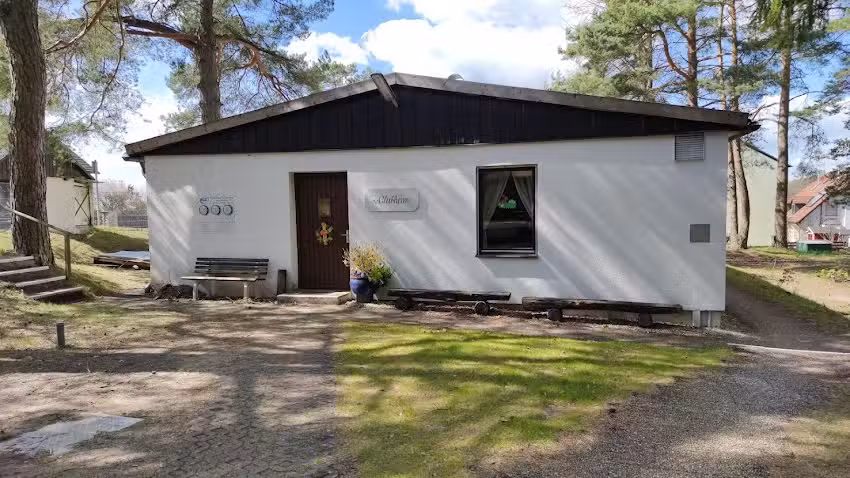 Privater Campingplatz M&auml;rchendorf Wei&szlig;enbrunn (kein &ouml;ffentlicher Platz)