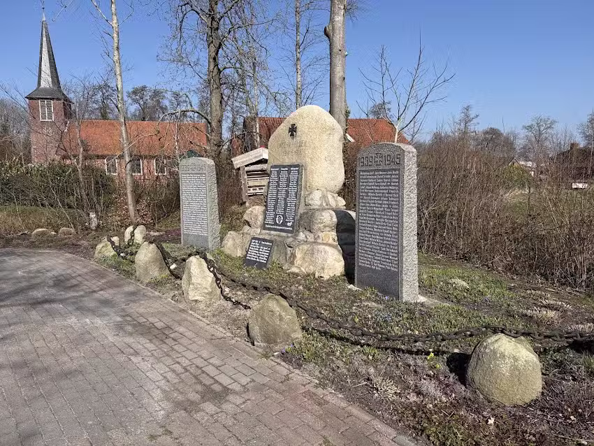 Reisemobilstellplatz am Berumerfehner Wald