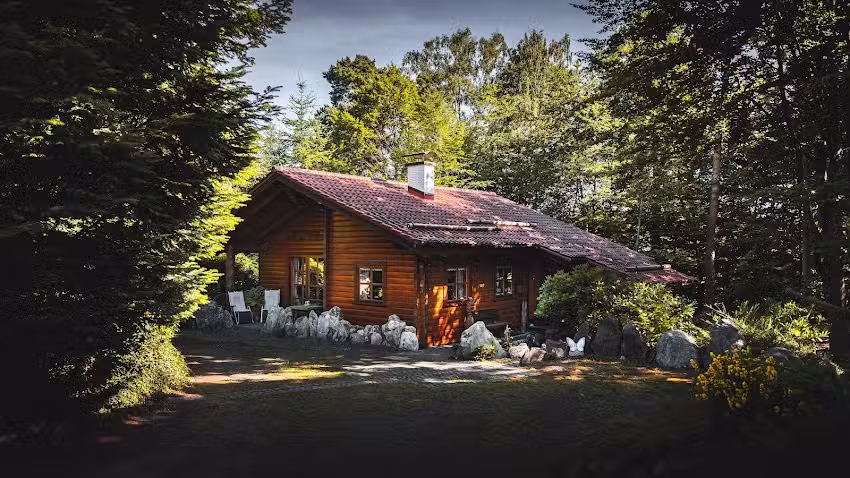 Rh&ouml;ner Holzh&auml;uschen