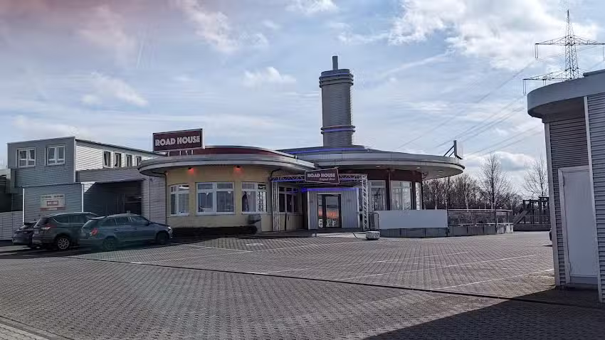 Road House Hotel
