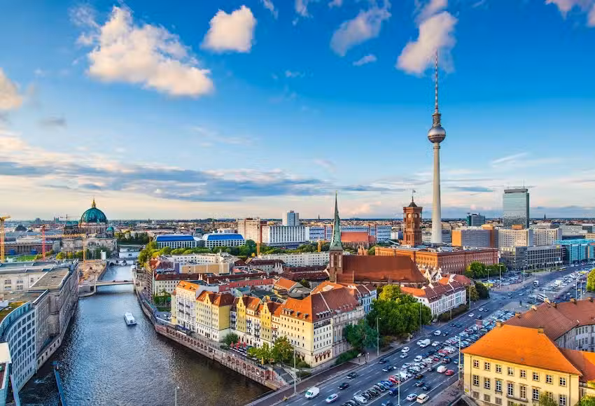 Royal Tower GmbH