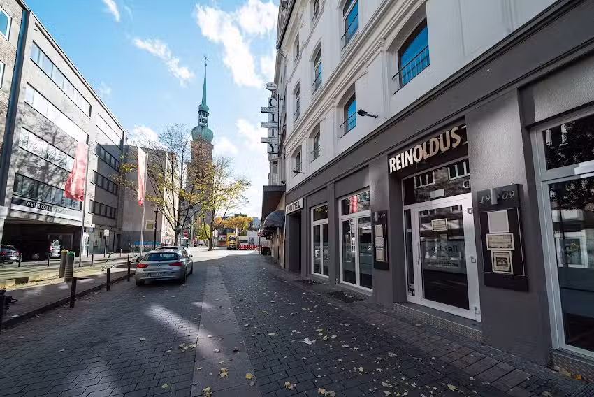 S & D Reinoldus Hotel